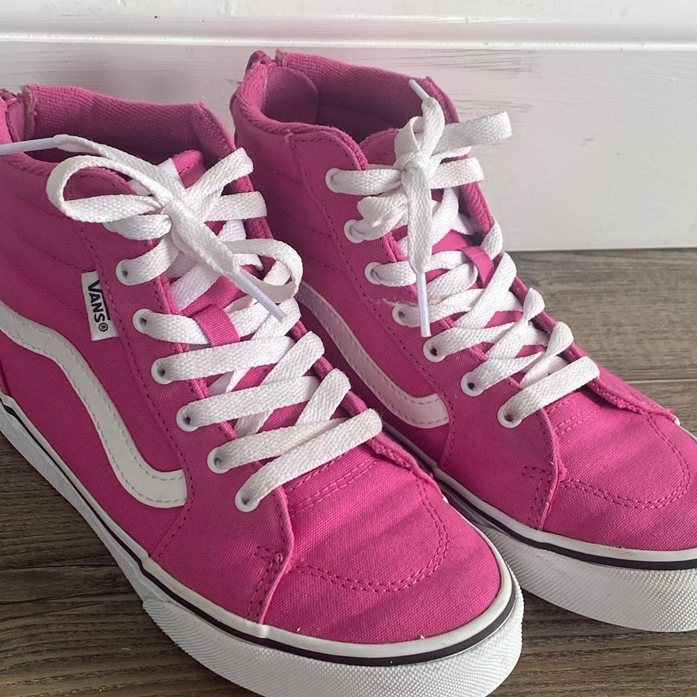 Girls high top Vans size 2